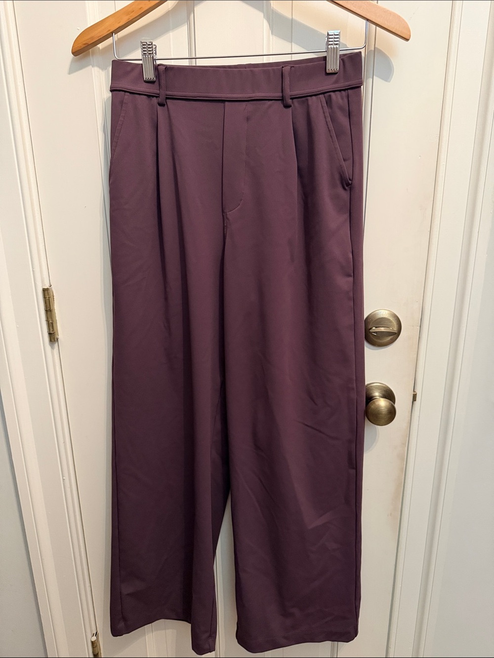 HALARA Women's Wide-Leg, high waisted Pants in Plum